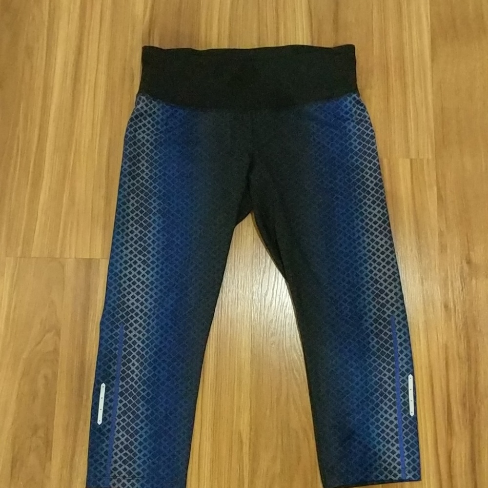 Workout pants - Picture 1 of 3
